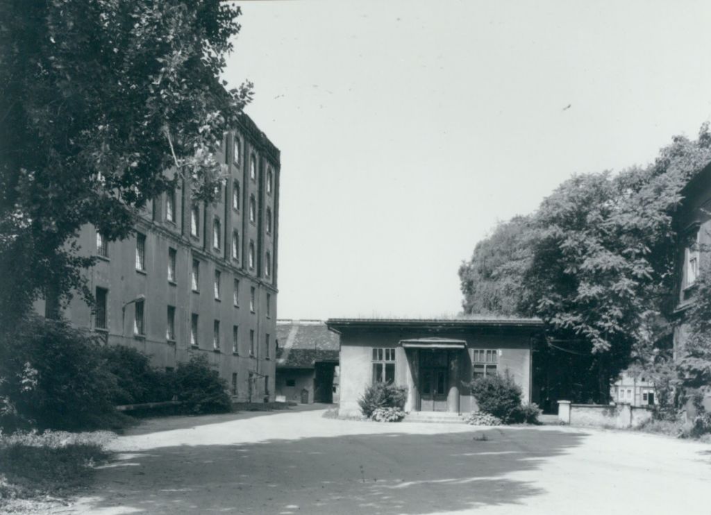 Paromlin, dvorišna zgrada